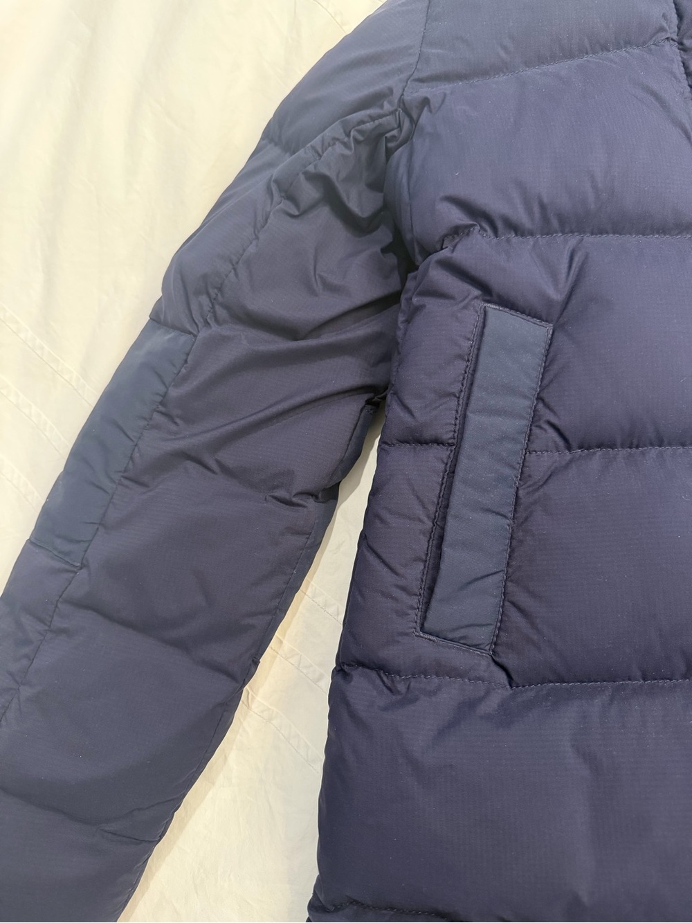 Canada Goose Jacket - Picture 4 of 16